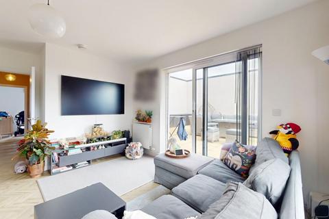 2 bedroom penthouse for sale, Lett Lane, Castle Hill, Ebbsfleet Valley, Swanscombe, DA10