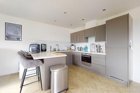 2 bedroom penthouse for sale, Lett Lane, Castle Hill, Ebbsfleet Valley, Swanscombe, DA10