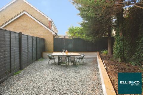 4 bedroom detached house for sale, Deepdale Close, Friern Barnet, London, N11