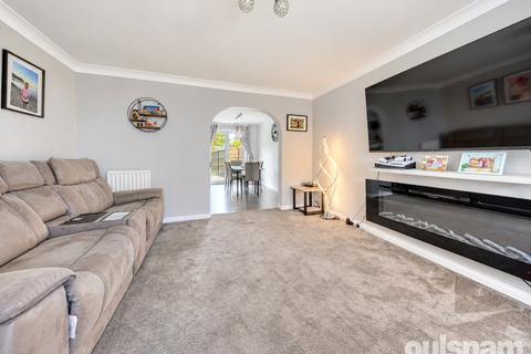 undefined, Nightingale Close, Droitwich, Worcestershire, WR9