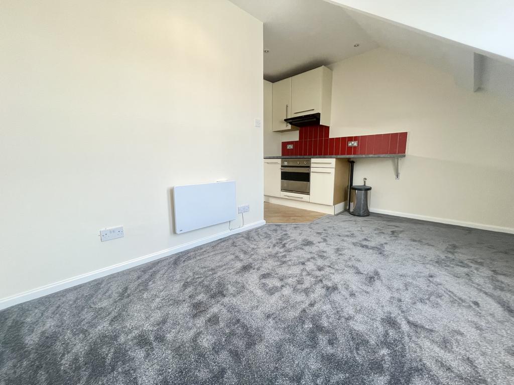 Apartment in Sheffield - View 5