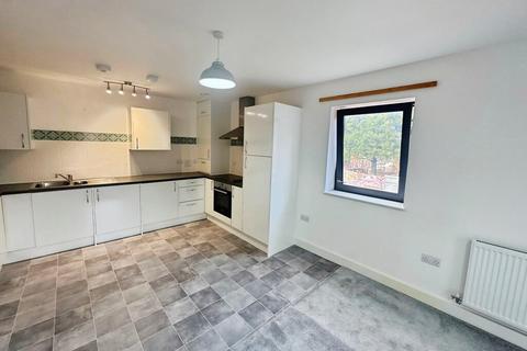 2 bedroom apartment to rent, Chantry Place, Kent CT1