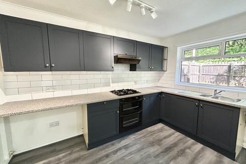 2 bedroom semi-detached house to rent, Athens Drive, Manchester, M28