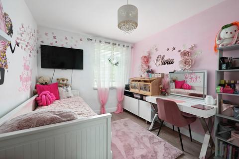 undefined, London Road, Camberley GU17