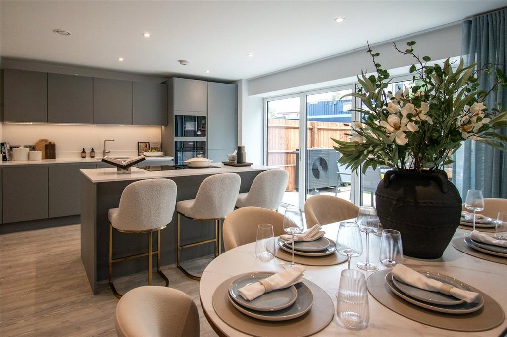 House in Cambridge, Eddington - View 2