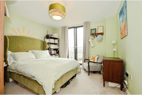 2 bedroom apartment for sale, 10 Maurice Browne Avenue, London, NW7