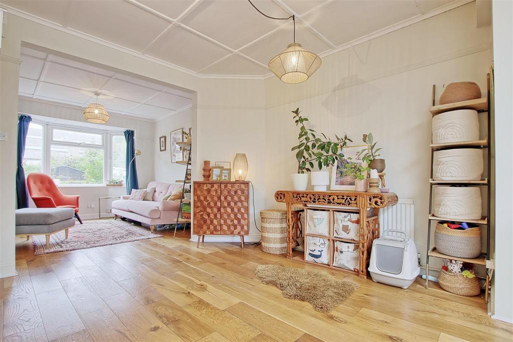 House in Cambridge, Barnwell - More