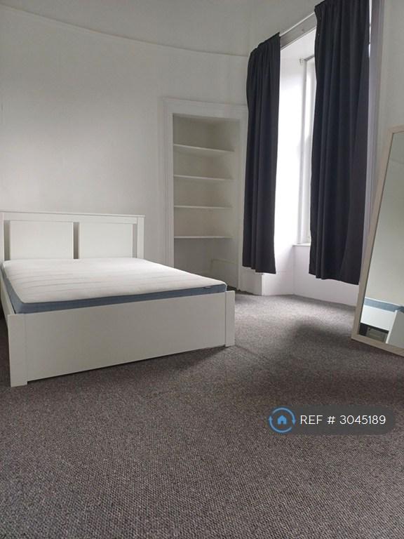 Apartment in Glasgow - View 4