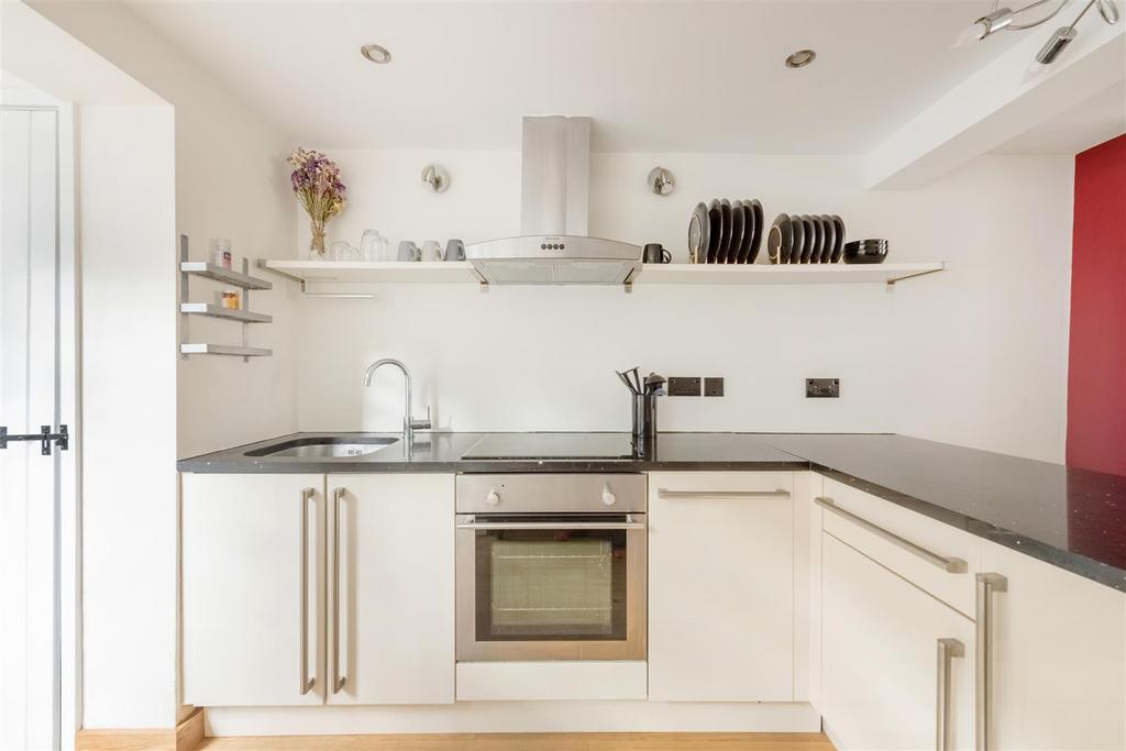 House in Brighton - View 3