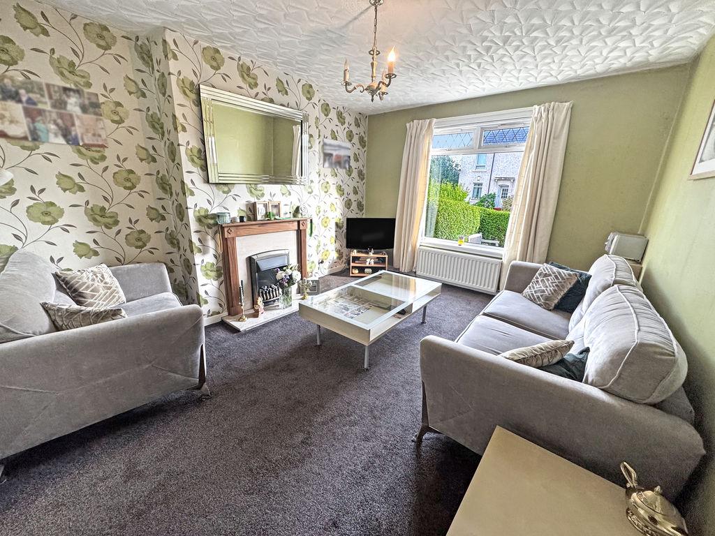 Apartment in Glasgow - View 2