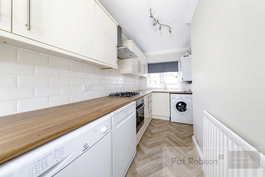 House in Newcastle Upon Tyne - View 4