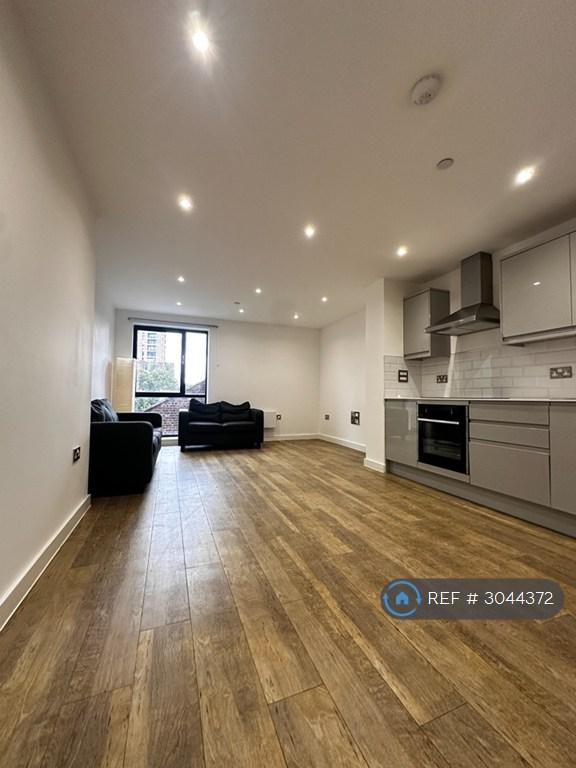 Apartment in Manchester - View 3