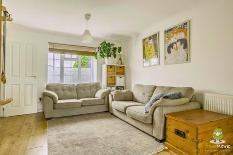 3 bedroom terraced house for sale, Hazelbury Crescent, Swindon SN3
