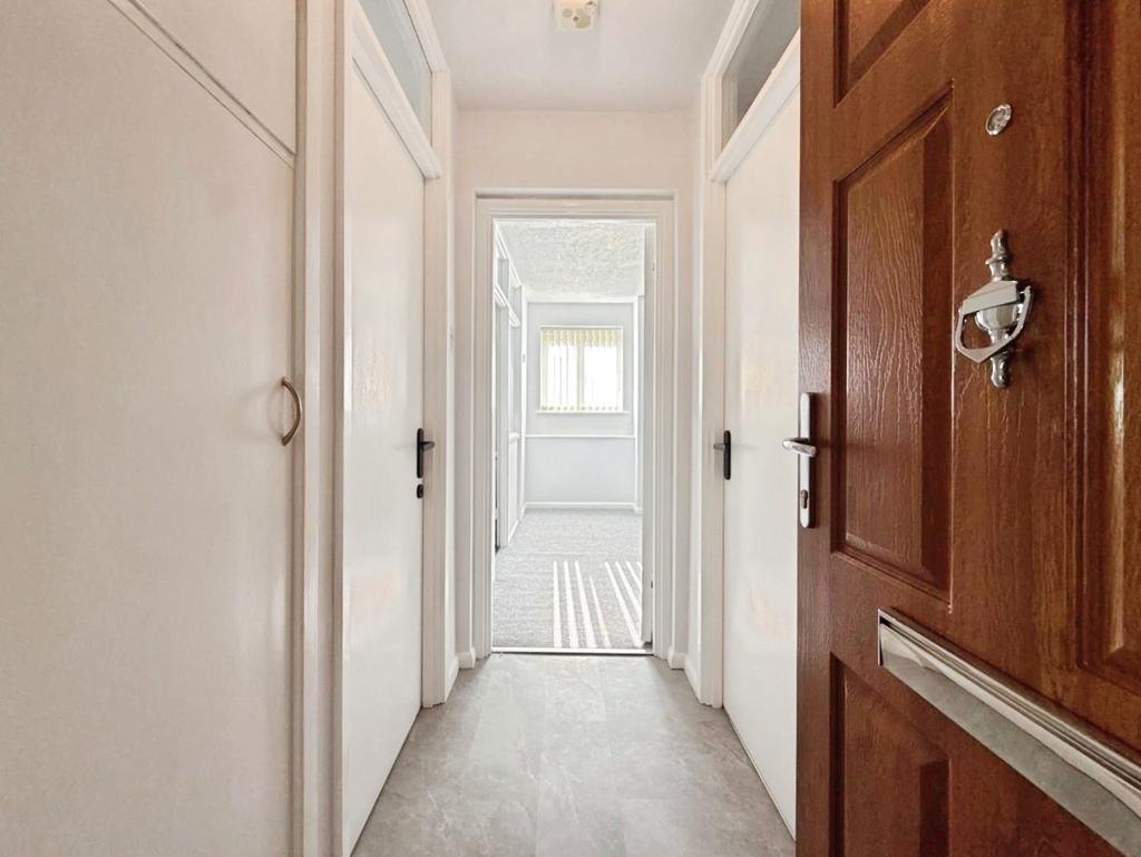 Apartment in Sheffield - View 3