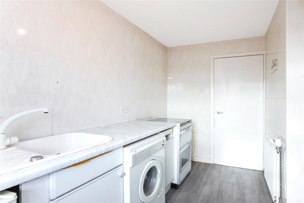 Apartment in East Kilbride - View 5