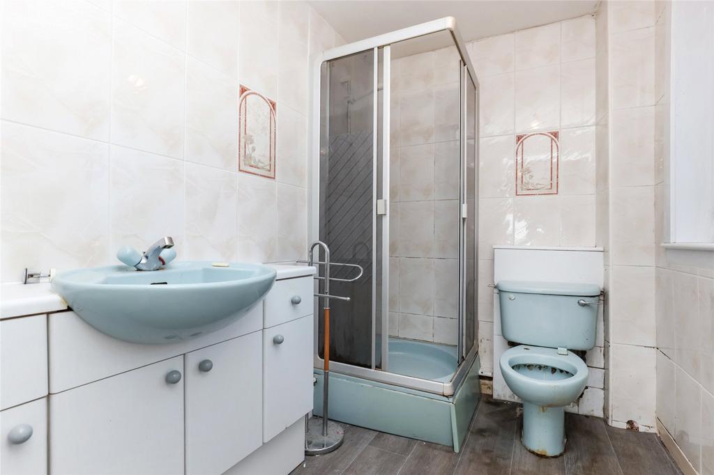 Apartment in East Kilbride - More