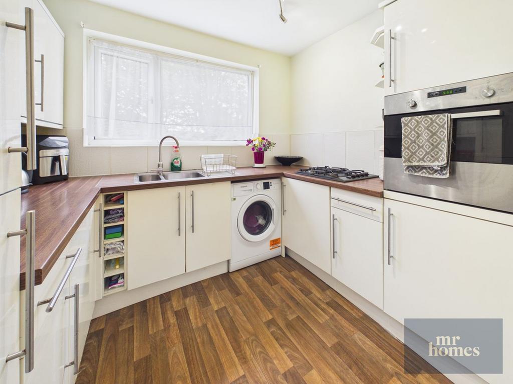 Apartment in Cardiff - View 2