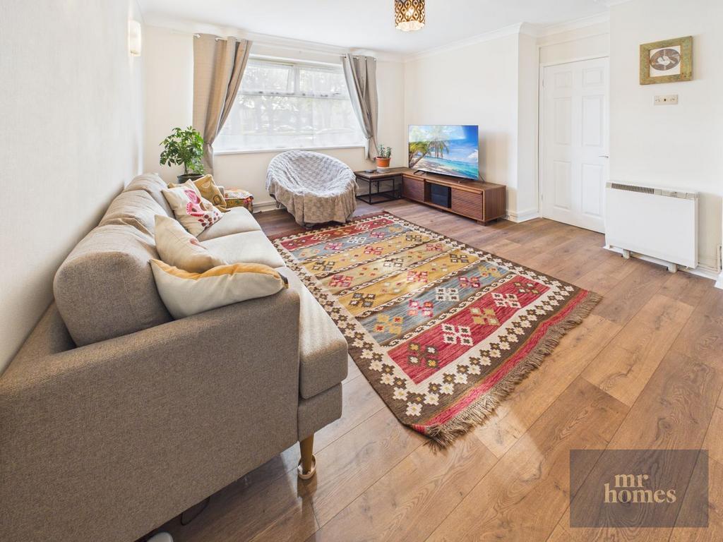 Apartment in Cardiff - View 3