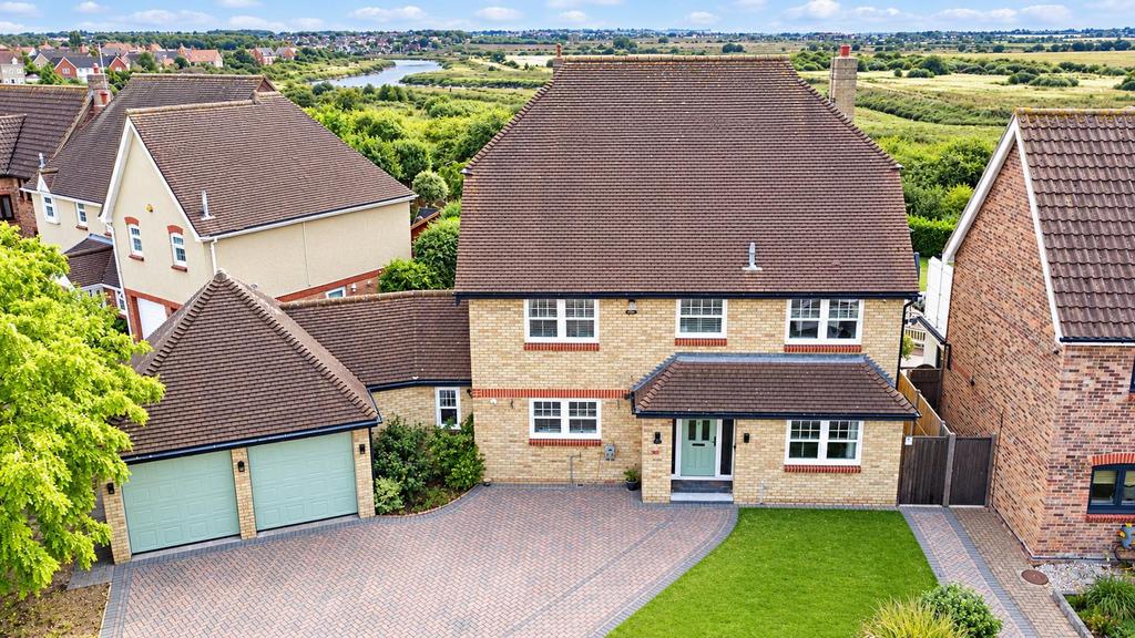 O2 Chelmsford Bywater Road, South Woodham Ferrers... 5 bed house for sale - £925,000