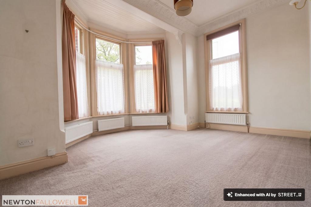 Apartment in Leicester, Clarendon Park - View 3