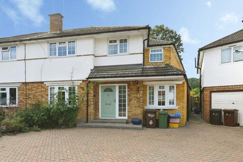 4 bedroom semi-detached house for sale, Bridge Close, BRENTWOOD, Essex, CM13