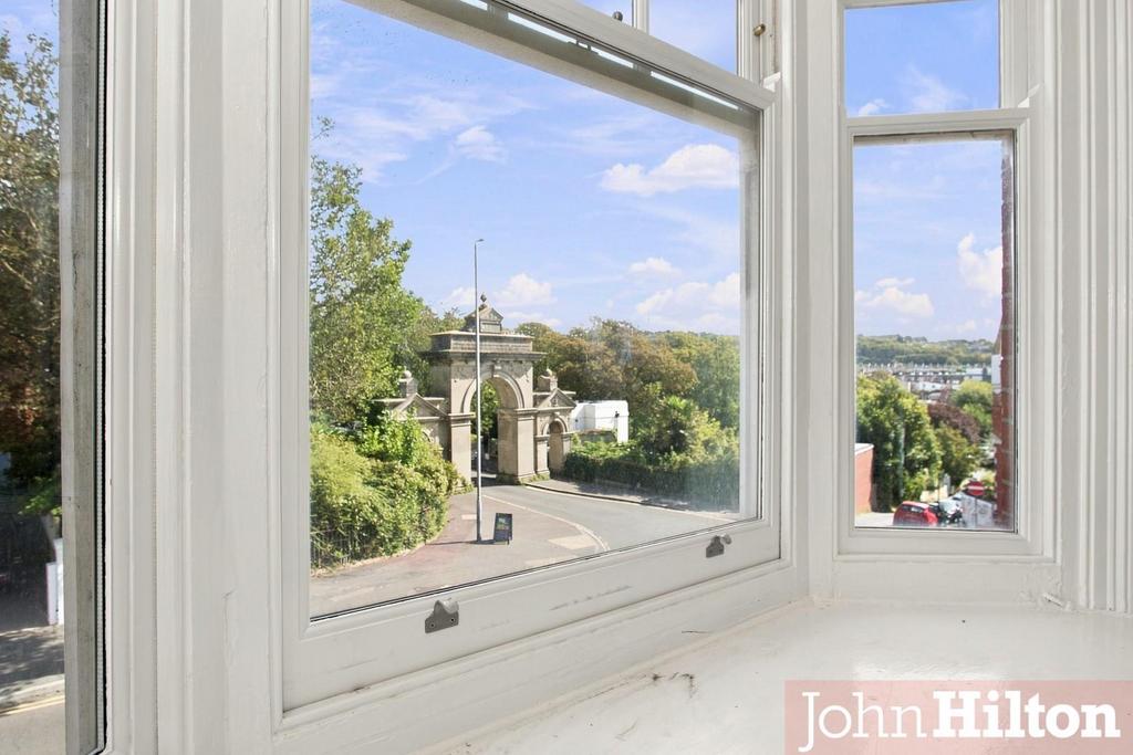 Apartment in Brighton, Queen's Park - View 5
