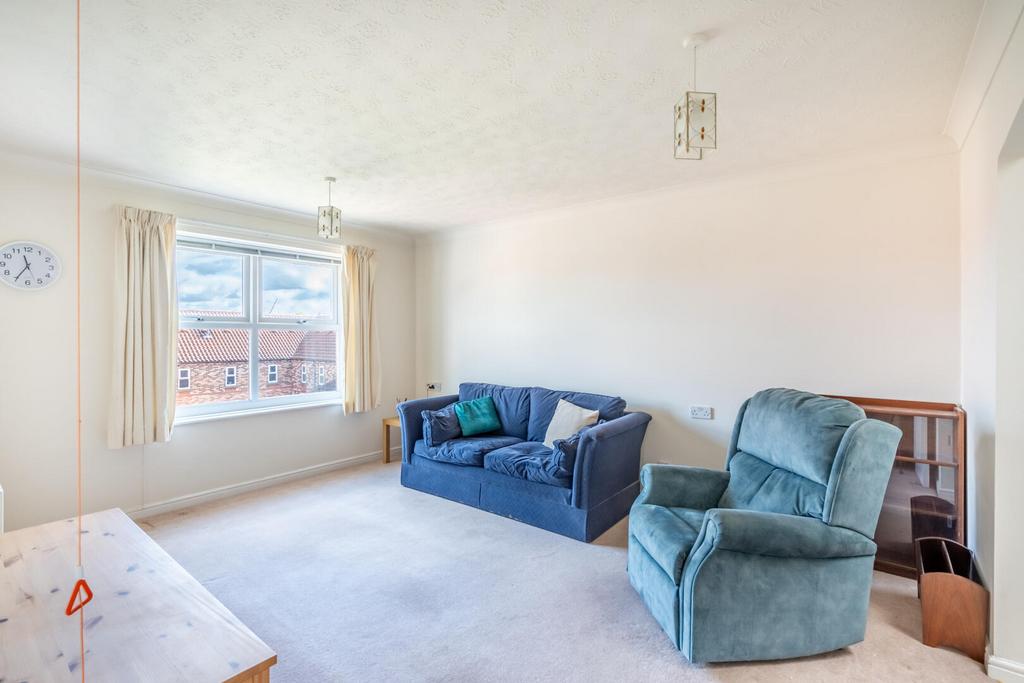 Apartment in York - View 3