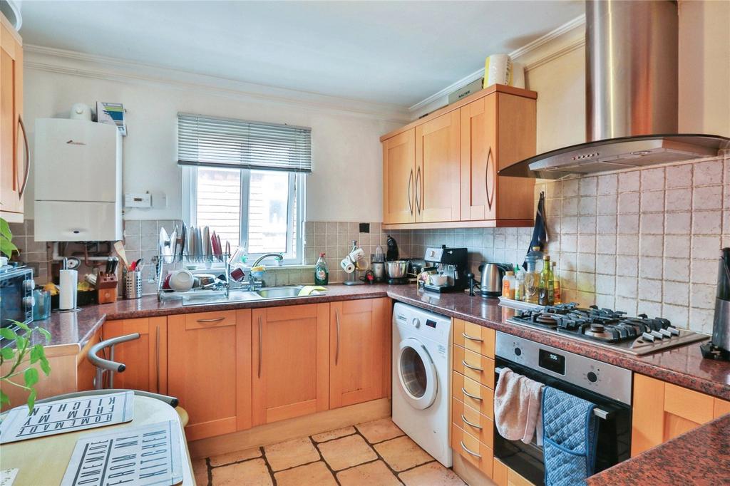 Apartment in Bournemouth - View 5