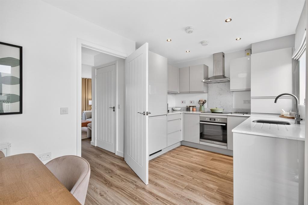 House in Glasgow - More