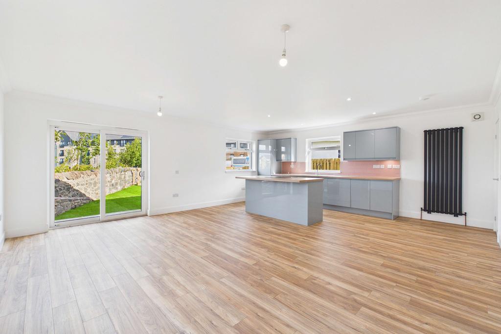 House in Edinburgh - View 2