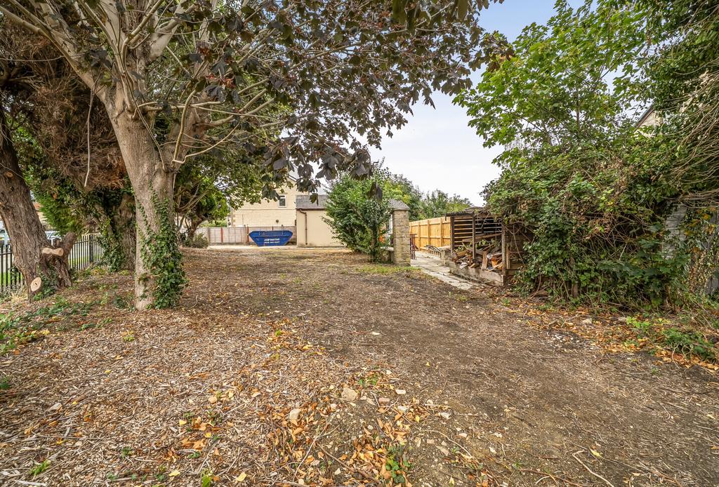 Woodcock Lane, Gloucestershire GL10 - View 4