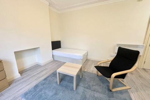 Apartment to rent, Parkers Road, Sheffield, S10