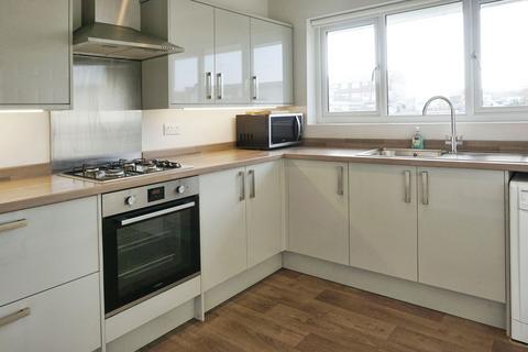 2 bedroom bungalow for sale, Headcorn Gardens, Margate, CT9