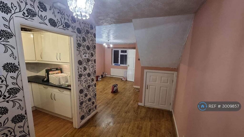 House in Lower Earley - View 2