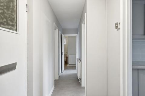 2 bedroom flat for sale, Howard Court, Cambridge, CB5