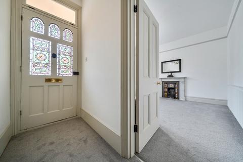4 bedroom semi-detached house for sale, Lennox Road East, Gravesend, Kent, DA11