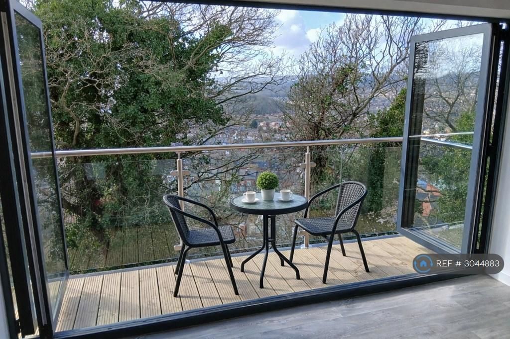 House in Sheffield - View 3