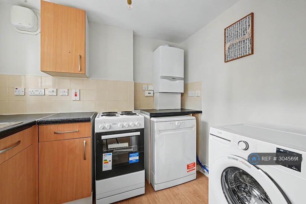 Apartment in London, Perivale - View 4
