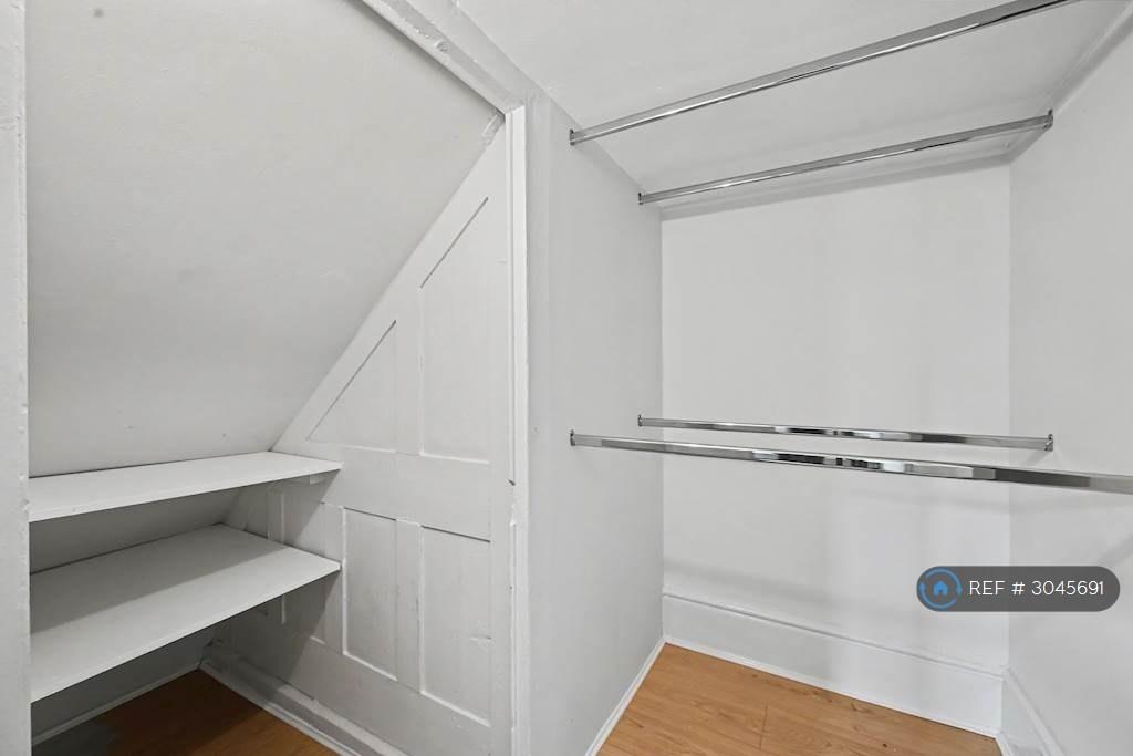 Apartment in London, Perivale - More