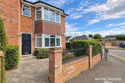 undefined, Clare Road, Benfleet SS7