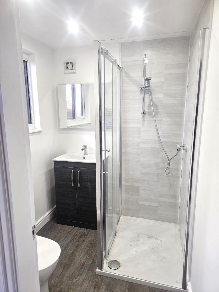 House in Sefton, Liverpool City Region - View 5