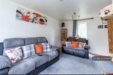 3 bedroom end of terrace house to rent, Willonholt, Peterborough, PE3
