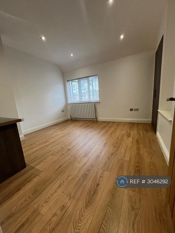 House in Brighton, Bevendean - View 2
