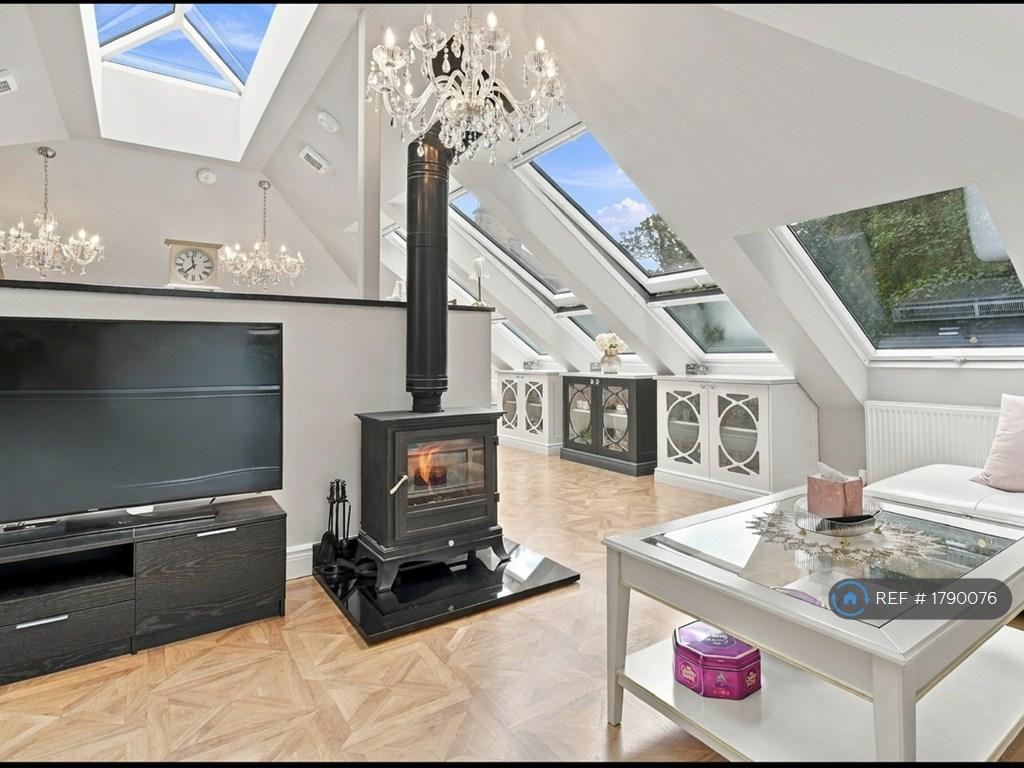House in Leeds - View 2