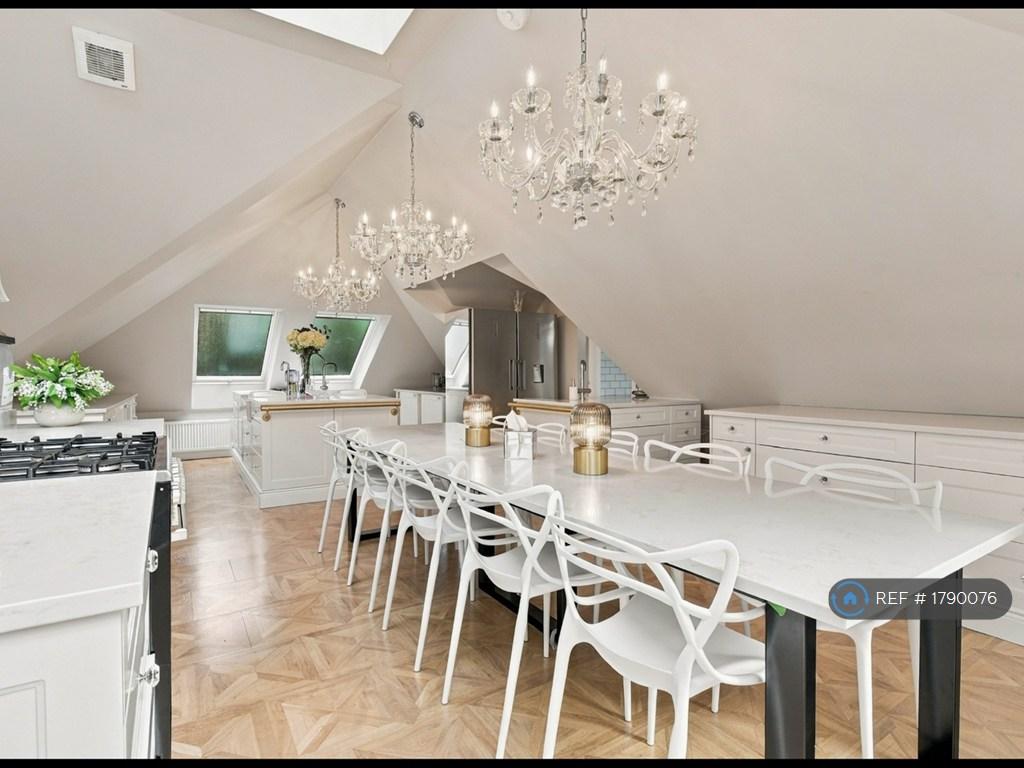 House in Leeds - View 3