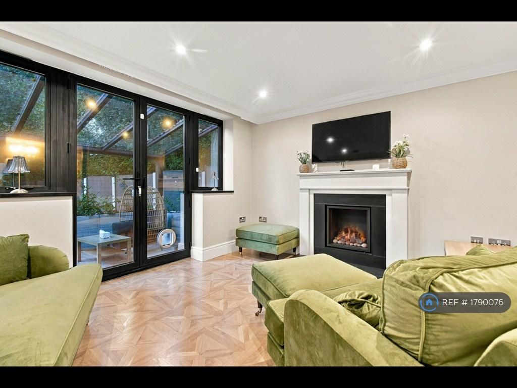 House in Leeds - View 4