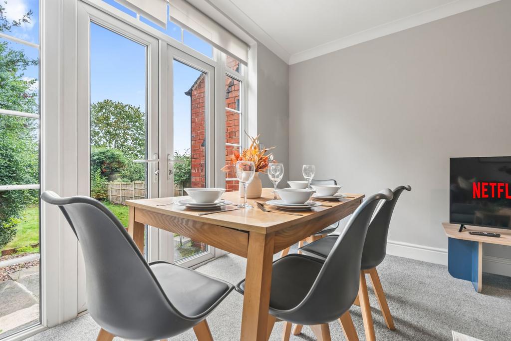 House in Nottingham, Beeston - View 5