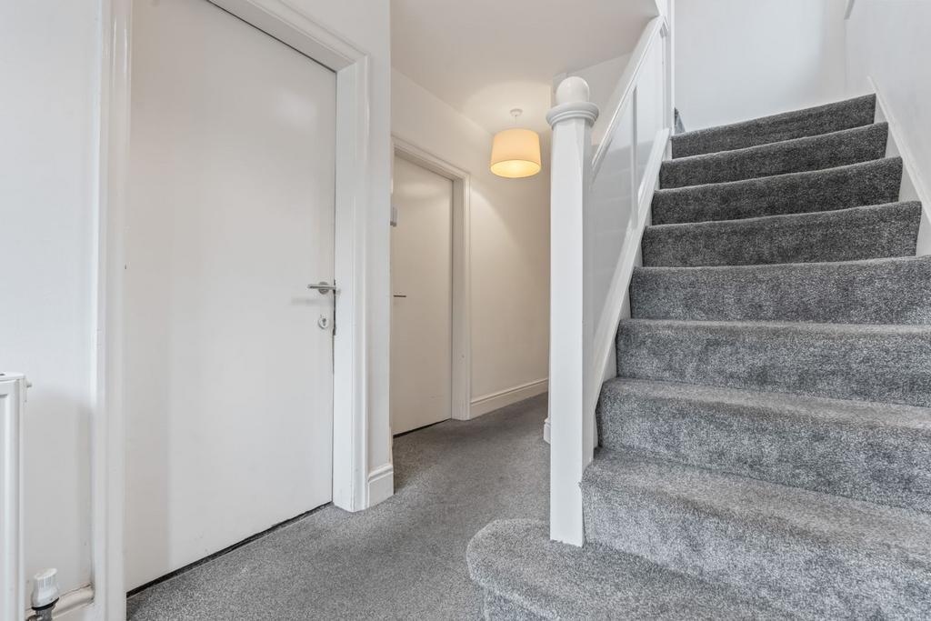 House in Nottingham, Beeston - More