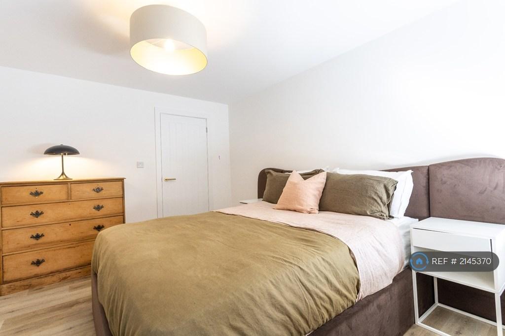 Apartment in Bristol - View 5