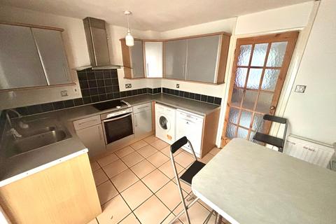 2 bedroom semi-detached house for sale, Burdetts Road, Dagenham, RM9